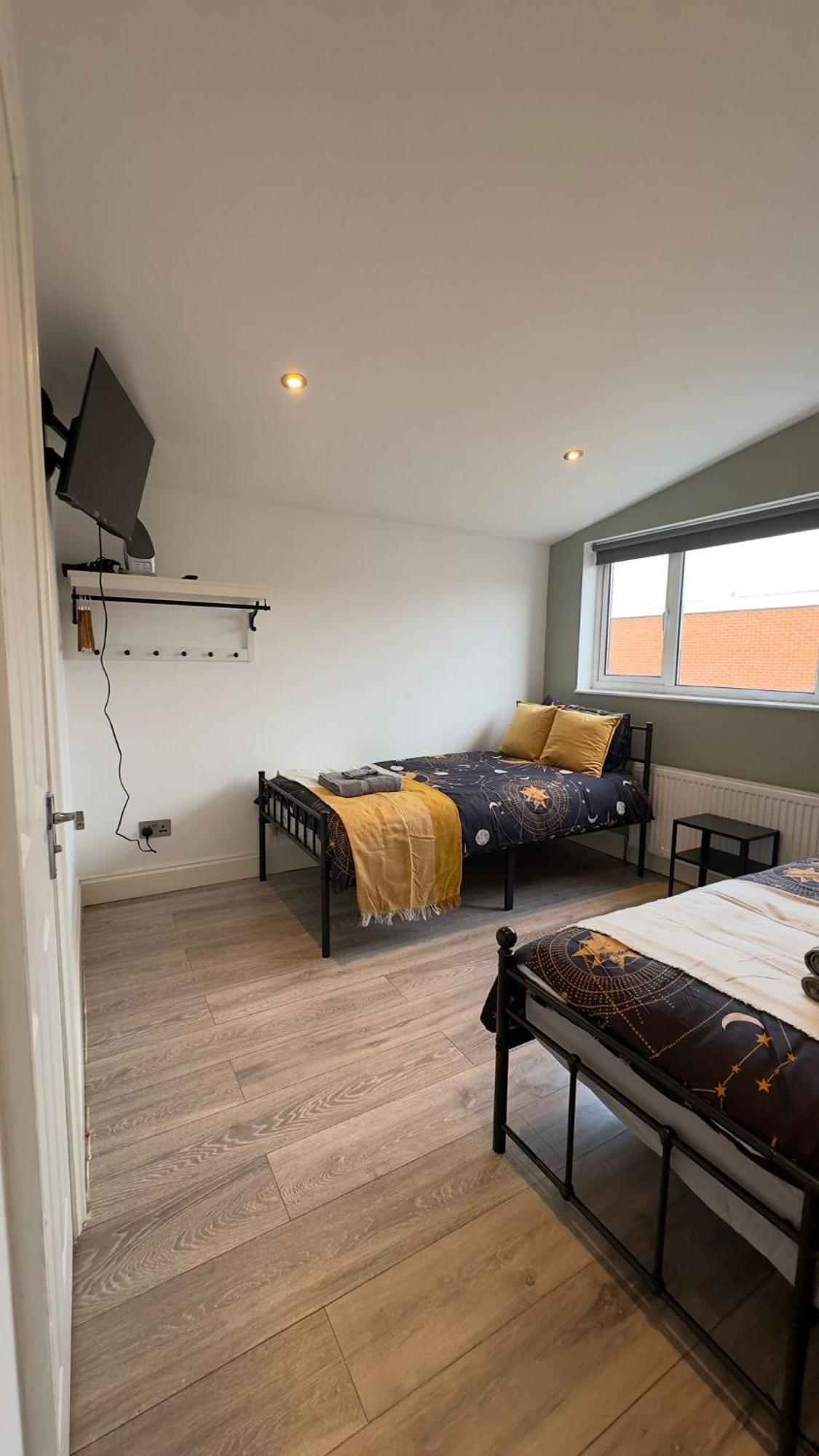 15 Min To Central London Guest Suites 22 Exterior photo